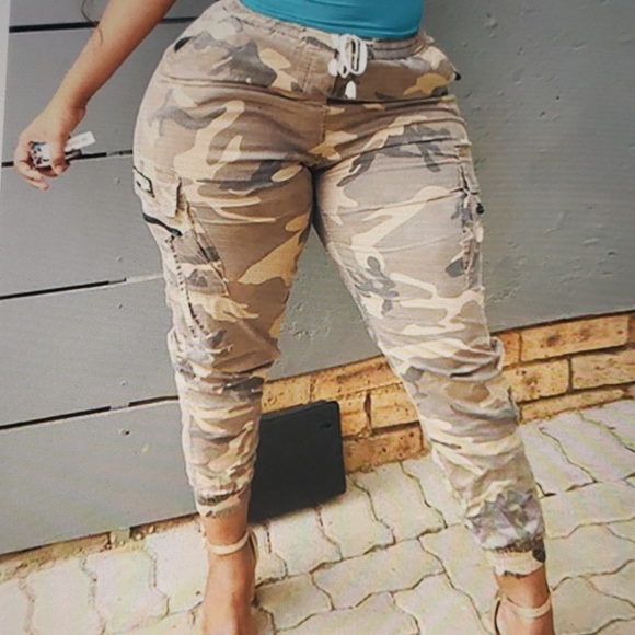 DONATED! Camouflage Print Drawstring Pant - Picture 2 of 7